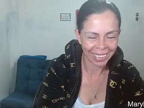 Marilyn xxxx online show from March 30, 7:48 pm