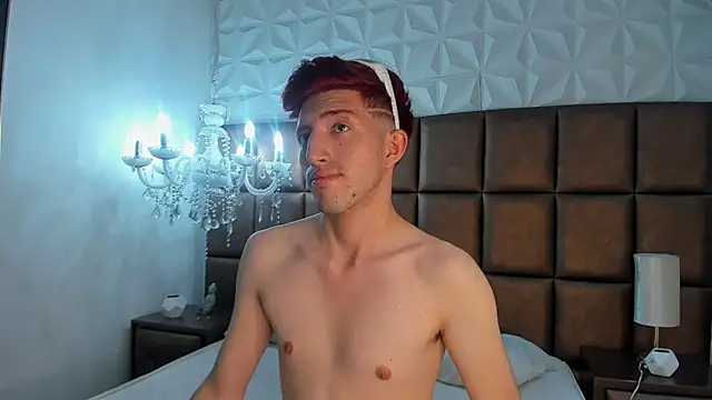 Un Slutty online show from December 27, 1:53 am