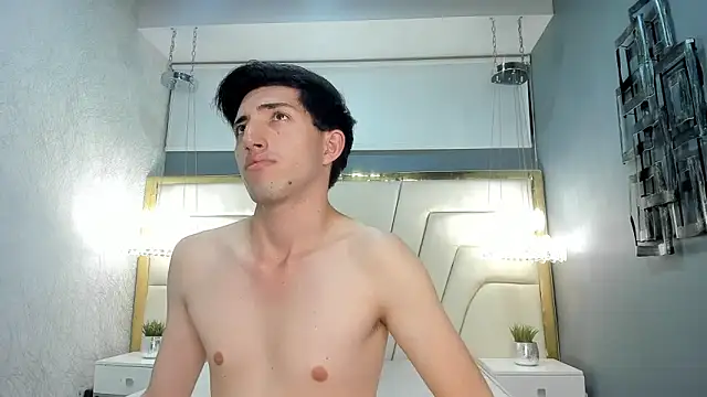 Un Slutty online show from February 26, 10:31 pm