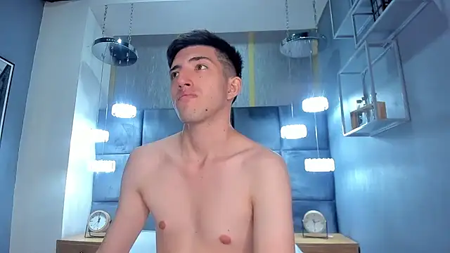 Un Slutty online show from March 12, 6:22 pm