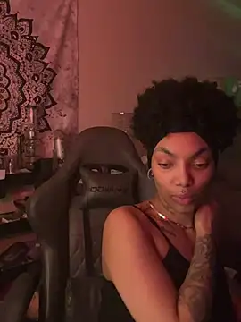 butterflybootyy online show from December 6, 3:52 am