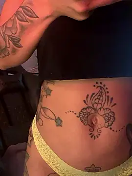 butterflybootyy online show from December 7, 3:19 pm