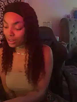 butterflybootyy online show from December 13, 2:16 pm