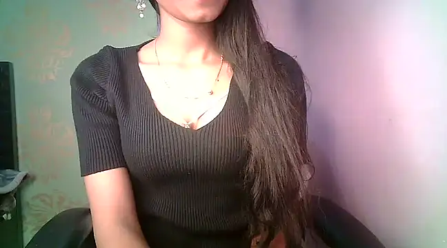 Snapshot of Aaisha_urs chatting on December 28, 8:58 am Aaisha urs online show from December 28, 8:58 am