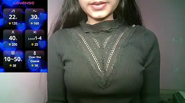 Snapshot of Aaisha_urs chatting on January 4, 1:53 pm Aaisha urs online show from January 4, 1:53 pm