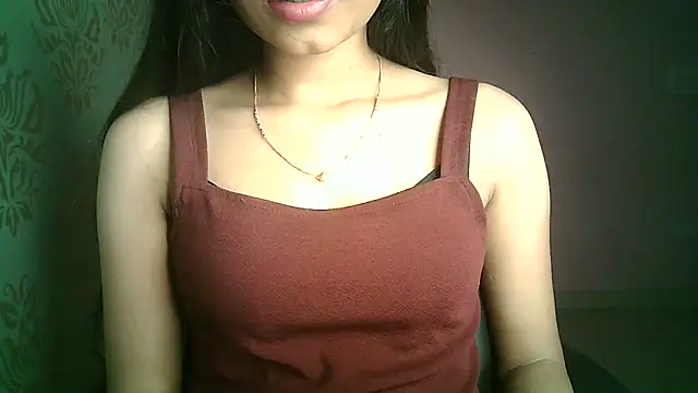 Snapshot of Aaisha_urs chatting on February 13, 6:16 pm Aaisha urs online show from February 13, 6:16 pm