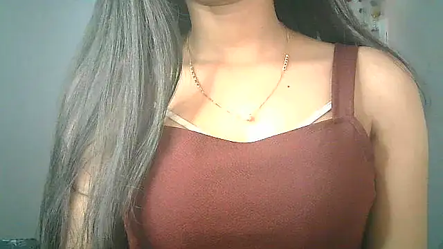 Snapshot of Aaisha_urs chatting on February 21, 12:49 am Aaisha urs online show from February 21, 12:49 am