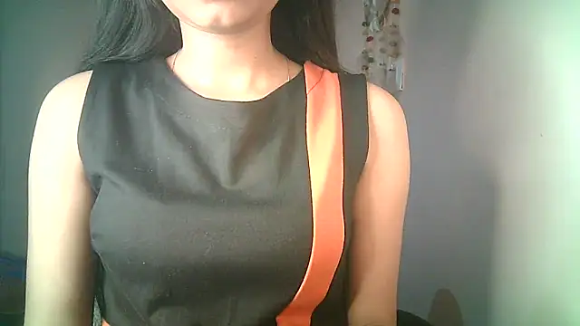 Snapshot of Aaisha_urs chatting on March 3, 2:58 am Aaisha urs online show from March 3, 2:58 am