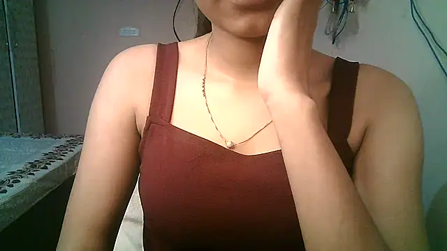 Snapshot of Aaisha_urs chatting on March 16, 1:27 pm Aaisha urs online show from March 16, 1:27 pm