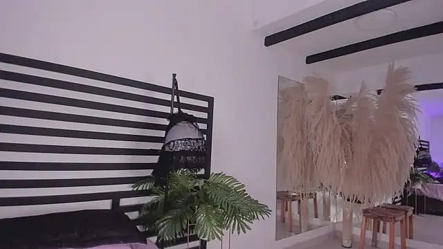 Snapshot of ariana_rosse__ chatting on January 12, 2:41 pm ariana rosse online show from January 12, 2:41 pm