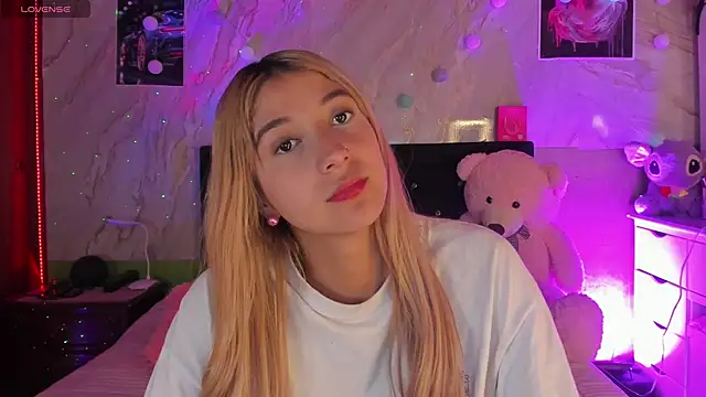 Snapshot of ariana_rosse__ chatting on September 29, 11:04 am ariana rosse online show from September 29, 11:04 am