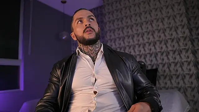 Snapshot of mariano_costa chatting on December 15, 7:35 am mariano costa online show from December 15, 7:35 am