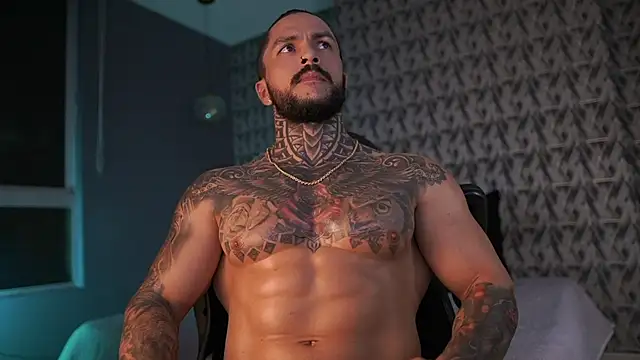 Snapshot of mariano_costa chatting on December 21, 3:14 am mariano costa online show from December 21, 3:14 am