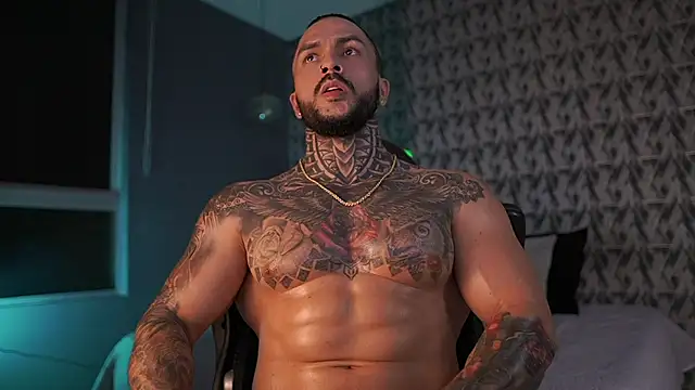 Snapshot of mariano_costa chatting on December 28, 3:15 am mariano costa online show from December 28, 3:15 am