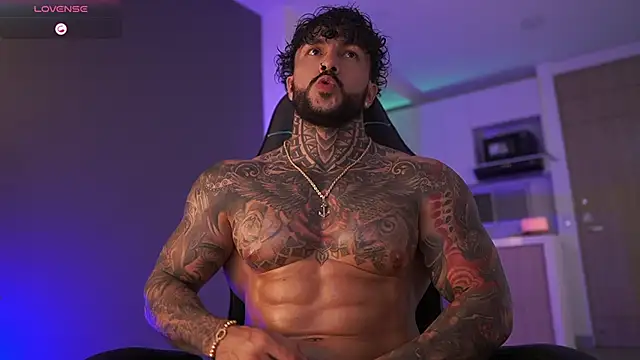 Snapshot of mariano_costa chatting on October 1, 3:23 am mariano costa online show from October 1, 3:23 am