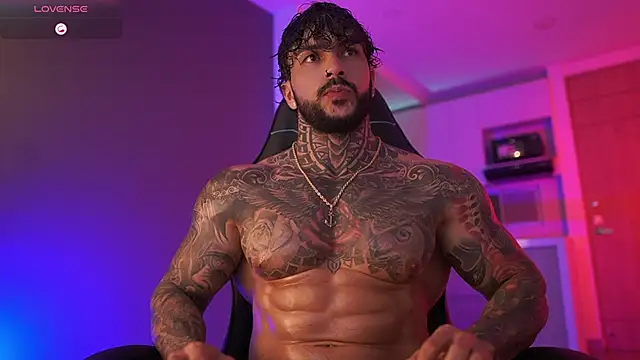 Snapshot of mariano_costa chatting on October 15, 2:33 am mariano costa online show from October 15, 2:33 am