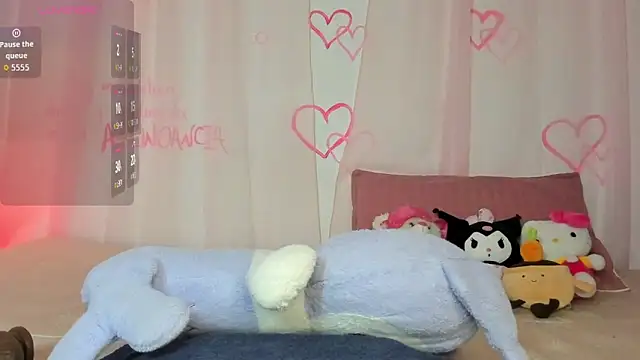 melody suarez online show from September 25, 10:35 pm