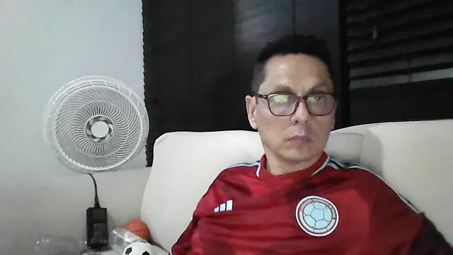 MarcusKelvin online show from October 9, 1:14 am