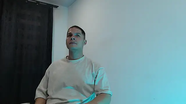 dominick crawford01 online show from January 20, 10:48 pm