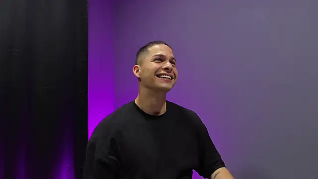 dominick crawford01 online show from March 15, 10:55 pm