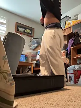 bigasianloads25 online show from January 3, 11:01 pm