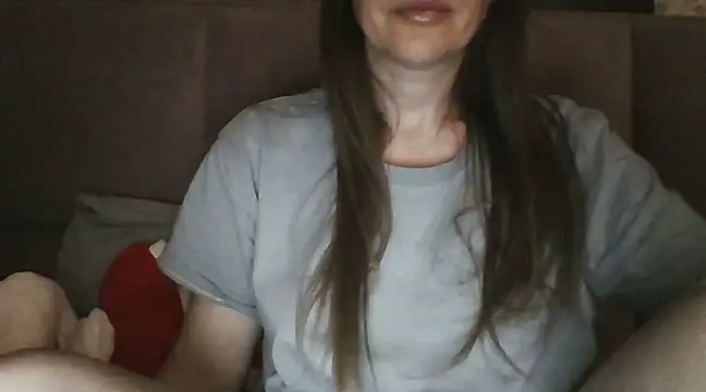 Snapshot of Sladkiegubki chatting on January 10, 12:38 am Sladkiegubki online show from January 10, 12:38 am