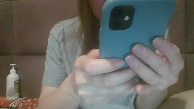 Snapshot of Sladkiegubki chatting on March 17, 11:54 pm Sladkiegubki online show from March 17, 11:54 pm