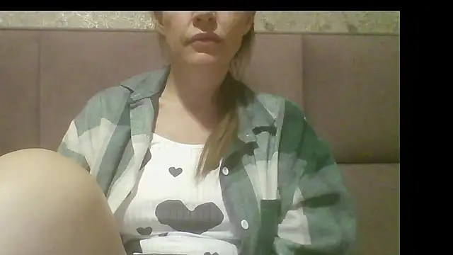 Sladkiegubki online show from October 15, 2:55 am