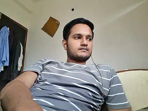 Snapshot of Jonrobinso chatting on October 20, 5:08 am Jonrobinso online show from October 20, 5:08 am