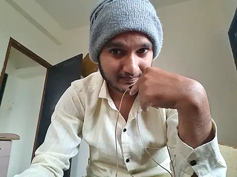 Snapshot of Jonrobinso chatting on December 2, 5:57 am Jonrobinso online show from December 2, 5:57 am