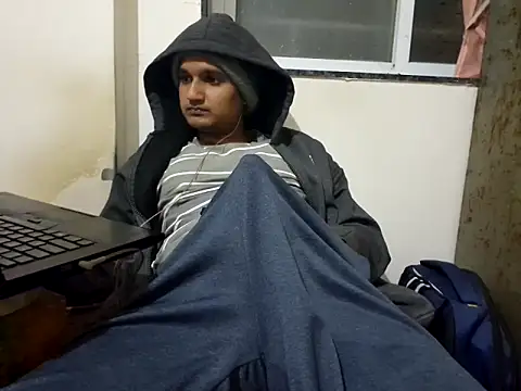 Snapshot of Jonrobinso chatting on December 19, 3:52 pm Jonrobinso online show from December 19, 3:52 pm