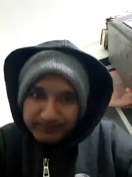 Snapshot of Jonrobinso chatting on January 19, 4:00 pm Jonrobinso online show from January 19, 4:00 pm