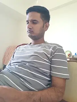 Snapshot of Jonrobinso chatting on April 5, 4:20 am Jonrobinso online show from April 5, 4:20 am