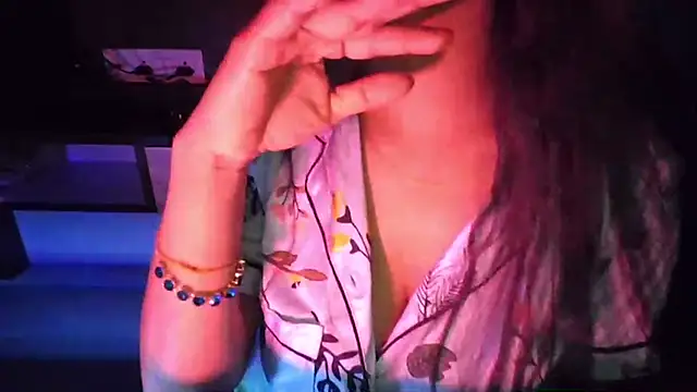 Magical Eyes09 online show from January 6, 10:46 am