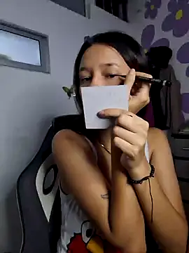 Snapshot of _Denis_sweet chatting on January 24, 1:24 am  Denis sweet online show from January 24, 1:24 am