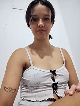 Snapshot of _Denis_sweet chatting on October 17, 2:26 am  Denis sweet online show from October 17, 2:26 am