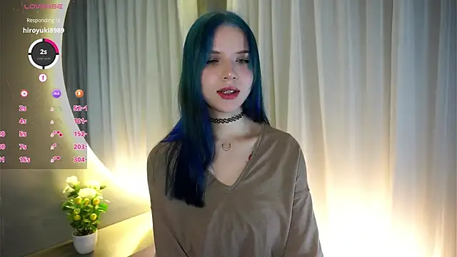 EvelyynLopez online show from January 13, 2:11 pm