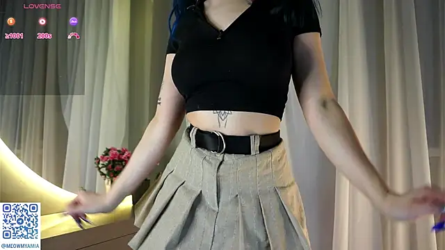 EvelyynLopez online show from January 14, 8:48 pm