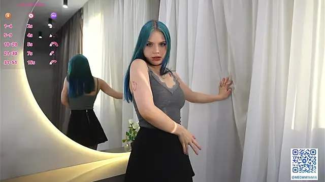 EvelyynLopez online show from February 12, 4:01 am