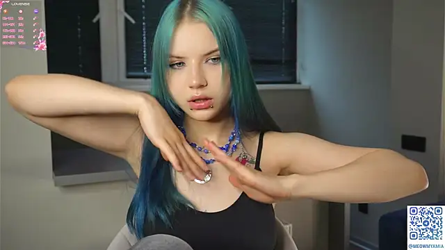 EvelyynLopez online show from February 17, 7:15 am