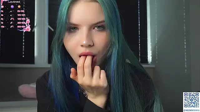 EvelyynLopez online show from February 21, 4:07 am