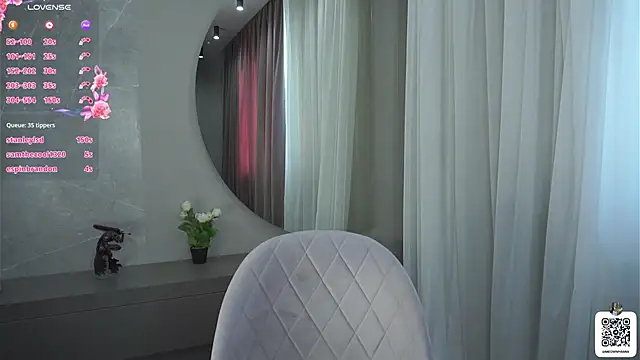 EvelyynLopez online show from February 26, 9:53 am