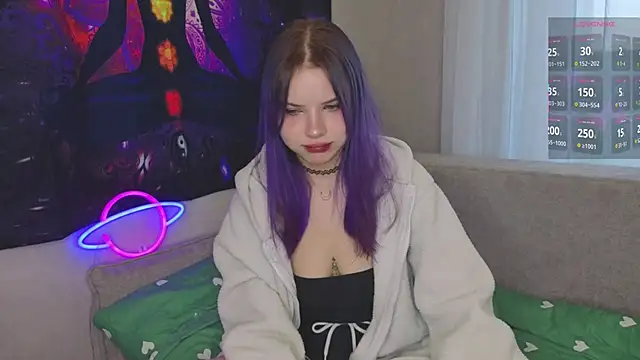 EvelyynLopez online show from September 25, 4:05 am