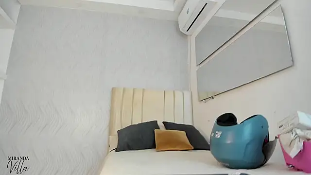 miranda villa online show from March 31, 12:16 pm