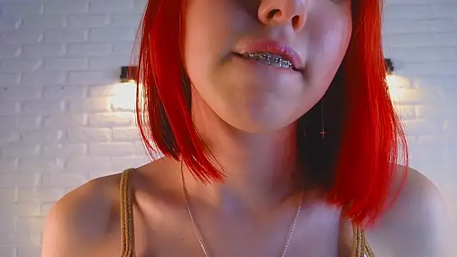 cuty kate online show from December 4, 9:35 pm