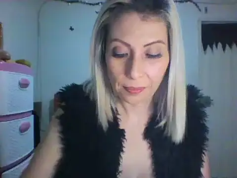 alixia81 online show from January 31, 2:15 am