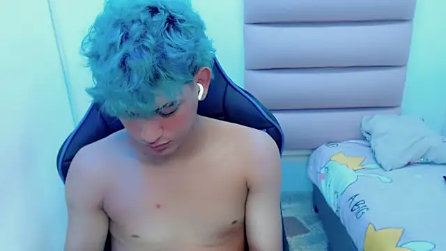 Snapshot of Yosepp_ chatting on January 14, 3:53 am Yosepp online show from January 14, 3:53 am