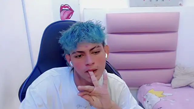 Snapshot of Yosepp_ chatting on January 16, 3:23 am Yosepp online show from January 16, 3:23 am