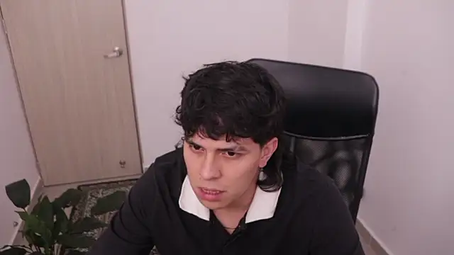 Tony Hoffa online show from March 2, 9:21 pm