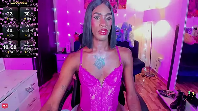 Kendall Gil online show from May 14, 5:25 am
